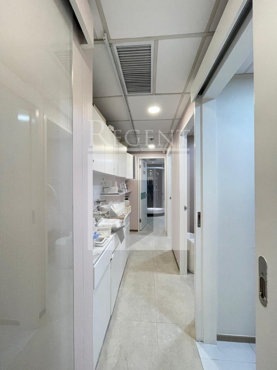 HANG SHUN COMMERCIAL BUILDING (恆信商業大廈)-RGP7958641